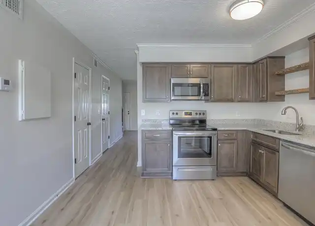 Property at Brentwood Square Condominiums - 121 Brentwood Sq, Nashville, TN, 37211, 2 beds, 1.5 baths, [object Object]
