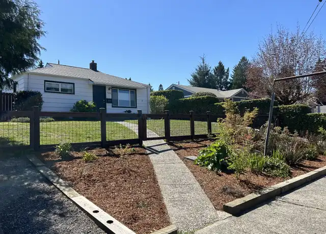 Property at 5010 N 31st St, Tacoma, WA, 98407, 2 beds, 1 bath, [object Object]