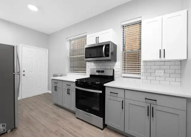 Property at 4714 S Michigan Ave, Chicago, IL, 60615, 2 beds, 1 bath, [object Object]