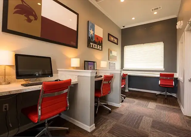 Photo of 1740 Old Ranch Road 12, San Marcos, TX 78666