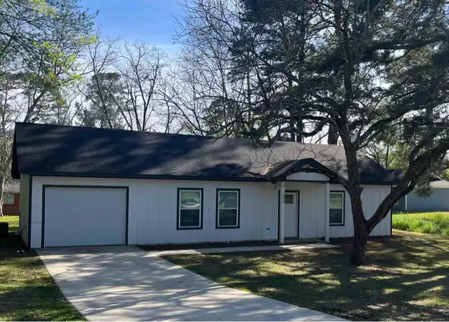Property at 324 Gifford St, Rusk, TX, 75785, 2 beds, 2 baths, [object Object]