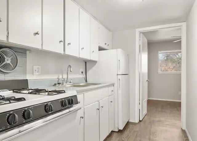 Property at Alegria del Sol - 6945 10th St, San Antonio, TX, 1 bed, 1 bath, [object Object]