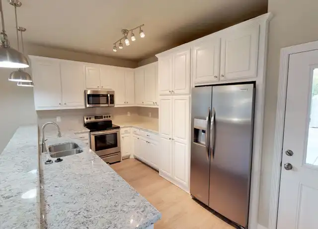 Property at 1003 Avenue A Unit 101 C, Denton, TX, 76201, 1 bed, 1 bath, [object Object]