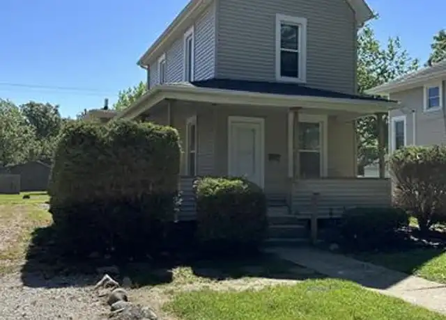 Property at 806 N Coler Ave, Urbana, IL, 61801, 2 beds, 1 bath, [object Object]