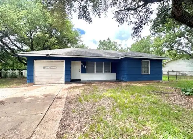 Property at 411 Frankie St, Wharton, TX, 77488, 2 beds, 1 bath, [object Object]