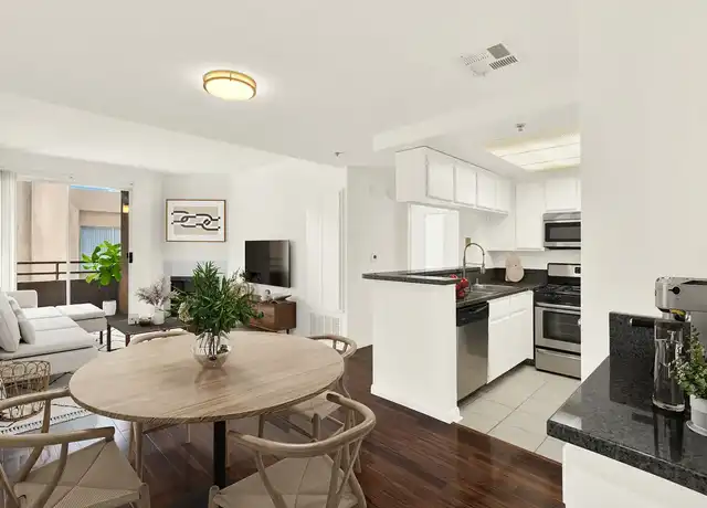 Property at Peach Tree Court Apartments - 10910 Wellworth Ave, Los Angeles, CA, 90024, 0-2 beds, 1-2 bath, [object Object]