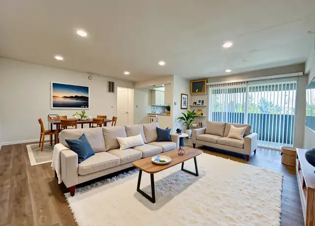 Property at 2255 Montrose Ave Unit 3, Montrose, CA, 91020, 2 beds, 2 baths, [object Object]