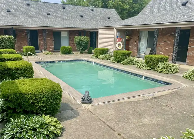 Property at 620 E Lincoln Ave #7, Royal Oak, MI, 48067, 1 bed, 1 bath, [object Object]