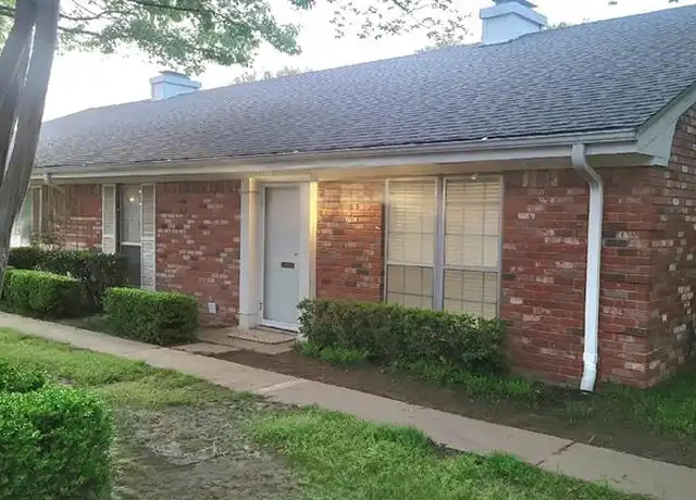 Property at 1185 Roaring Springs Rd, Fort Worth, TX, 76114, 1 bed, 1 bath, [object Object]