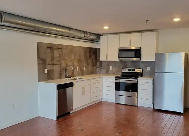 Property at 1108 E 30th St Unit St306, Kansas City, MO, 64109, 1 bed, 1 bath, [object Object]