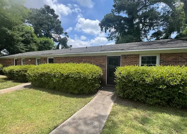 Property at 6421 Applecross Ave, Fayetteville, NC, 28304, 1 bed, 1 bath, [object Object]