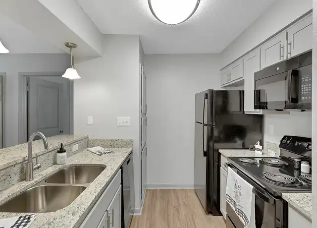 Property at Brixworth at Bridge Street - 6620 Old Madison Pike NW, Huntsville, AL, 35806, 1-2 bed, 1-2 bath, [object Object]