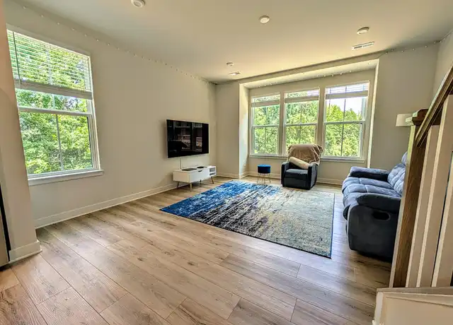 Property at 460 Spearfield Ln, Charlotte, NC, 28205, 2 beds, 2.5 baths, [object Object]