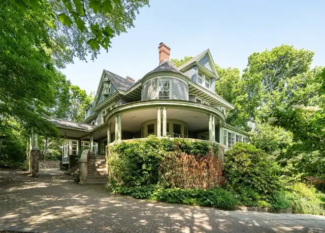 Property at 57 York Ter Unit 1, Brookline, MA, 02446, 4 beds, 3.5 baths, [object Object]