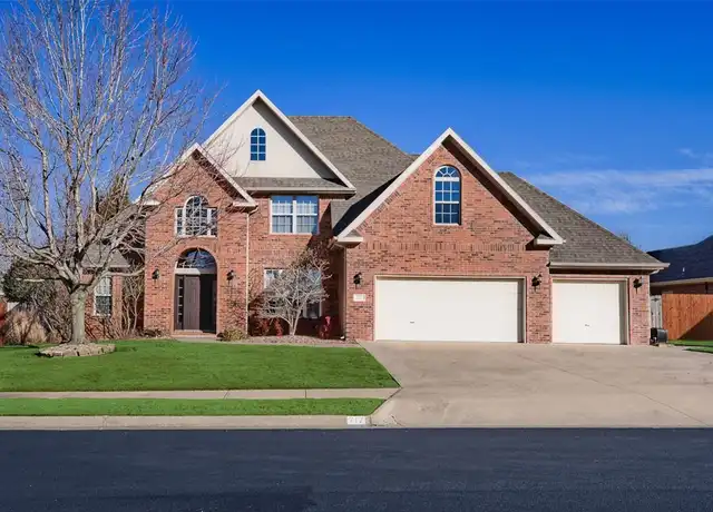 Property at 717 NE Essex Ct, Bentonville, AR, 72712, 4 beds, 3 baths, [object Object]