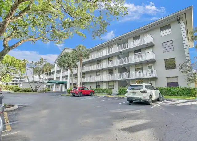 Property at 1526 Whitehall Dr #406, Davie, FL, 33324, 2 beds, 2 baths, [object Object]