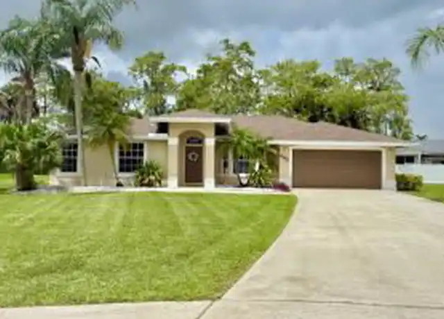 Property at 228 Park Rd N, Royal Palm Beach, FL, 33411, 4 beds, 2 baths, [object Object]