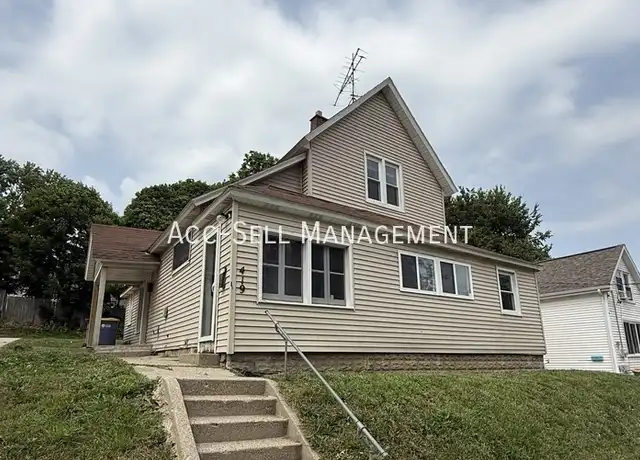 Property at 419 Brenner St NE, Grand Rapids, MI, 49505, 4 beds, 1 bath, [object Object]