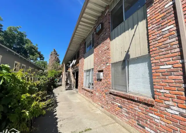 Property at 208 N 6th St Unit 8, Yakima, WA, 98901, 2 beds, 1 bath, [object Object]