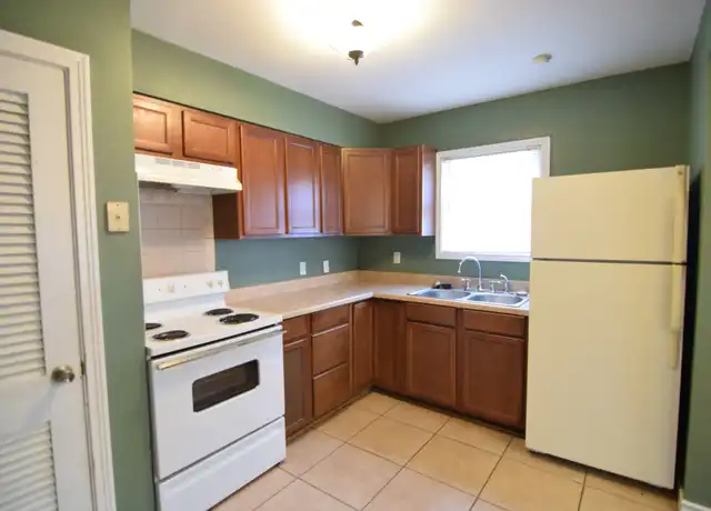 Property at 913 Bowie Ct, Temple, TX, 76501, 2 beds, 1 bath, [object Object]