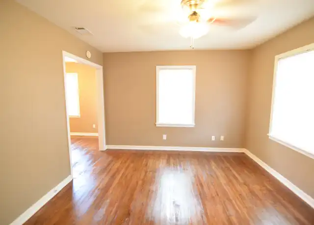 Property at 913 Bowie Ct, Temple, TX, 76501, 2 beds, 1 bath, [object Object]