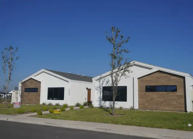 Property at 2608 Mockingbird Rd Unit 3, Weslaco, TX, 78596, 3 beds, 2 baths, [object Object]