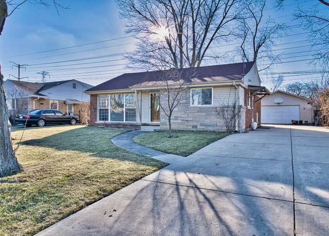 Photo of 7014 N Kilbourn Ave, Lincolnwood, IL 60712