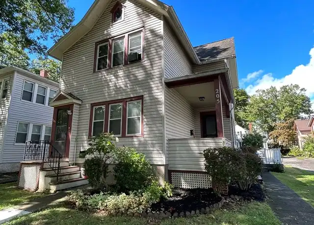 Property at 205 Berkeley St #207, Rochester, NY, 14607, 3 beds, 1 bath, [object Object]