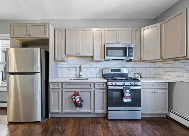 Property at 69 Rosa Parks Blvd Unit 3, Paterson, NJ, 07524, 3 beds, 1 bath, [object Object]