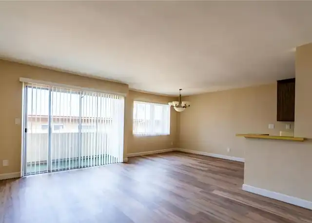 Property at 5328 Newcastle Ave #46, Encino, CA, 91316, 1 bed, 1 bath, [object Object]