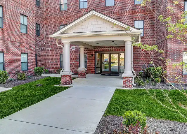 Property at Pebblecreek Crossing - 418 Big Hill Ave, Richmond, KY, 40475, 2 beds, 1 bath, [object Object]