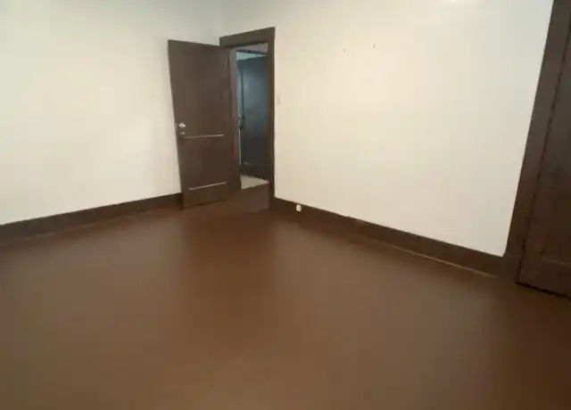 Property at 1123 Zinkhan St, McKees Rocks, PA, 15136, 2 beds, 1 bath, [object Object]