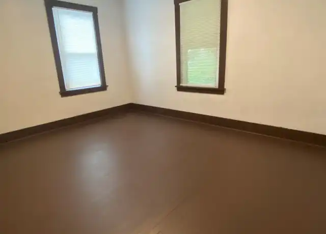 Property at 1123 Zinkhan St, McKees Rocks, PA, 15136, 2 beds, 1 bath, [object Object]