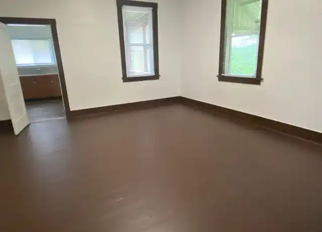 Property at 1123 Zinkhan St, McKees Rocks, PA, 15136, 2 beds, 1 bath, [object Object]