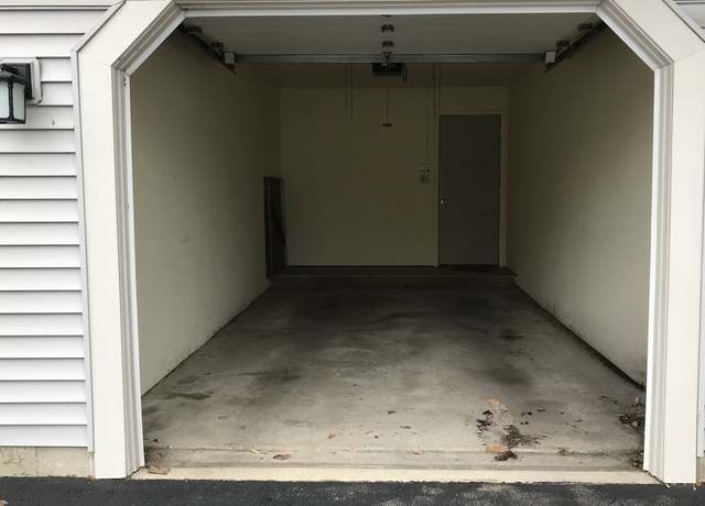 Photo of 1221 Ballantrae Pl Unit C, Mundelein, IL 60060