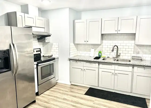 Property at 5902 Southlark St, Houston, TX, 77033, 1 bed, 1 bath, [object Object]