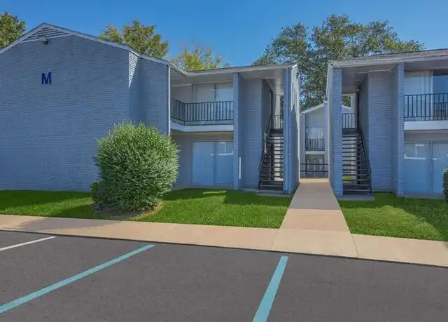 Property at 225 W McDowell Rd Unit K2, Jackson, MS, 39204, 1 bed, 1 bath, [object Object]