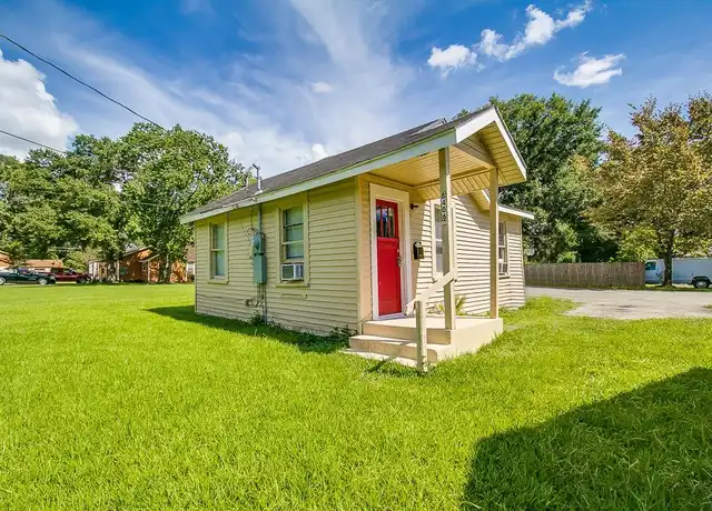Property at 8406 Brockton St, Houston, TX, 77017, 2 beds, 1 bath, [object Object]