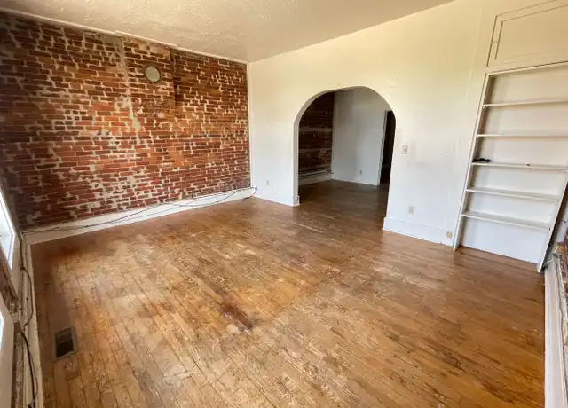 Property at 1522 1/2 Main St, Lafayette, IN, 47901, 0 beds, 1 bath, [object Object]