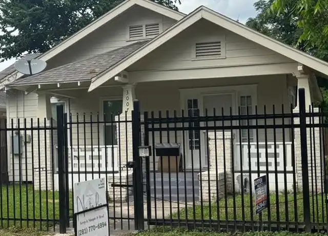 Property at 3007 Webster St, Houston, TX, 77004, 2 beds, 1 bath, [object Object]