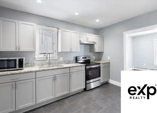 Property at 124 Williams Ave, Lynn, MA, 01902, 4 beds, 1 bath, [object Object]
