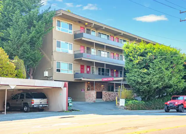 Property at 831 W Nickerson St Unit 17, Seattle, WA, 98119, 2 beds, 1 bath, [object Object]