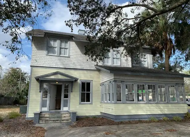 Property at 1006 SW 1st Ave, Gainesville, FL, 32601, 5 beds, 5.5 baths, [object Object]