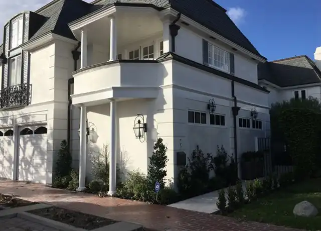Property at 94 Linda Isle, Newport Beach, CA, 92660, 4 beds, 4 baths, [object Object]