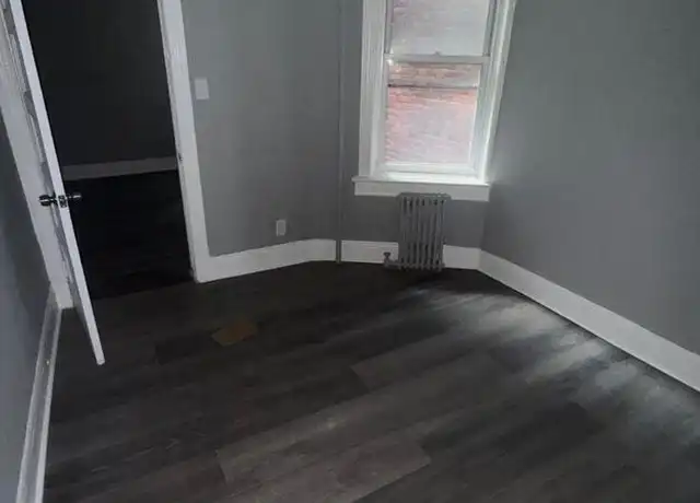Property at 188 Ashburton Ave, Yonkers, NY, 10701, 3 beds, 1 bath, [object Object]