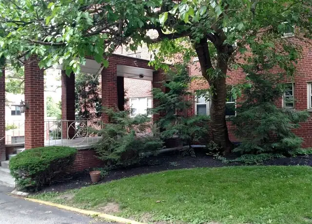 Property at 5300 Fifth Ave Unit C4, Pittsburgh, PA, 15232, 1 bed, 1 bath, [object Object]