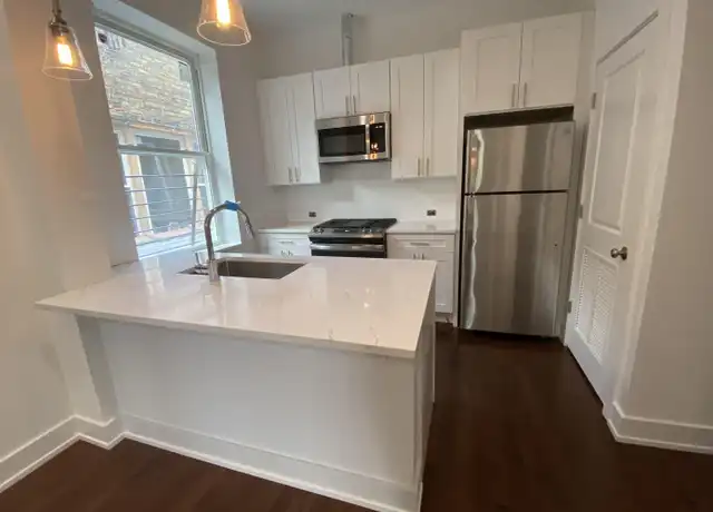 Property at 3198 N Milwaukee Ave Unit 2R, Chicago, IL, 60618, 2 beds, 1 bath, [object Object]