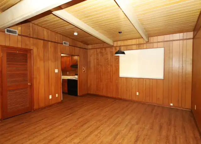 Property at 207 E Moore St Unit L, Valdosta, GA, 31602, 1 bed, 1 bath, [object Object]