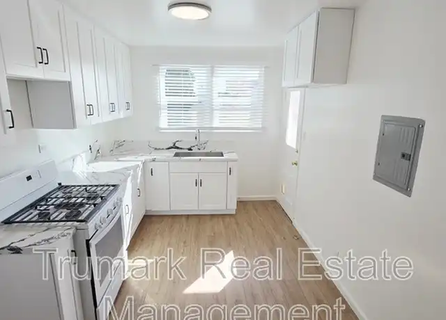 Property at 1552 E Wilson Ave, Glendale, CA, 91205, 2 beds, 1 bath, [object Object]