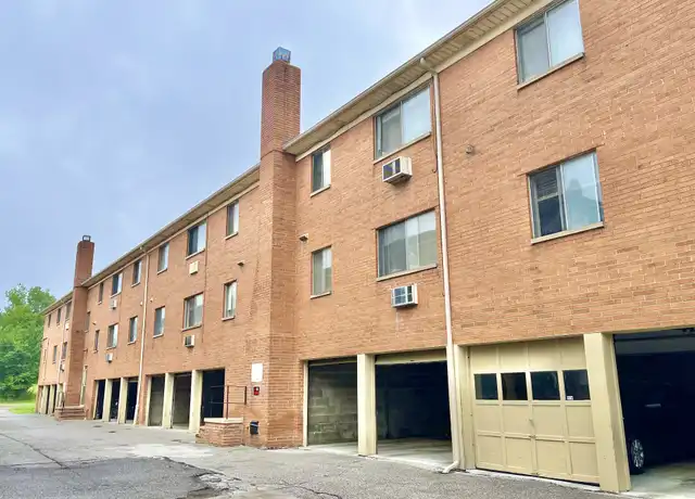Property at 16210 Maple Heights Blvd Unit 204, Maple Heights, OH, 44137, 1 bed, 1 bath, [object Object]